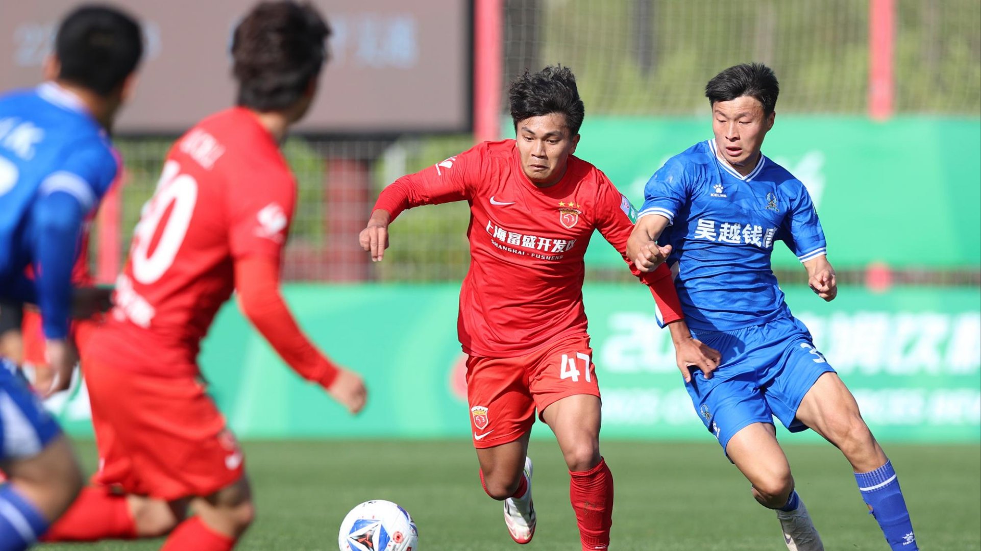 上海上港客场逆袭成功，天津泰达遗憾不胜