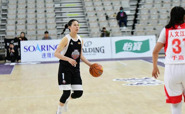 日本女篮惊艳登场，雄起夺冠的简单介绍