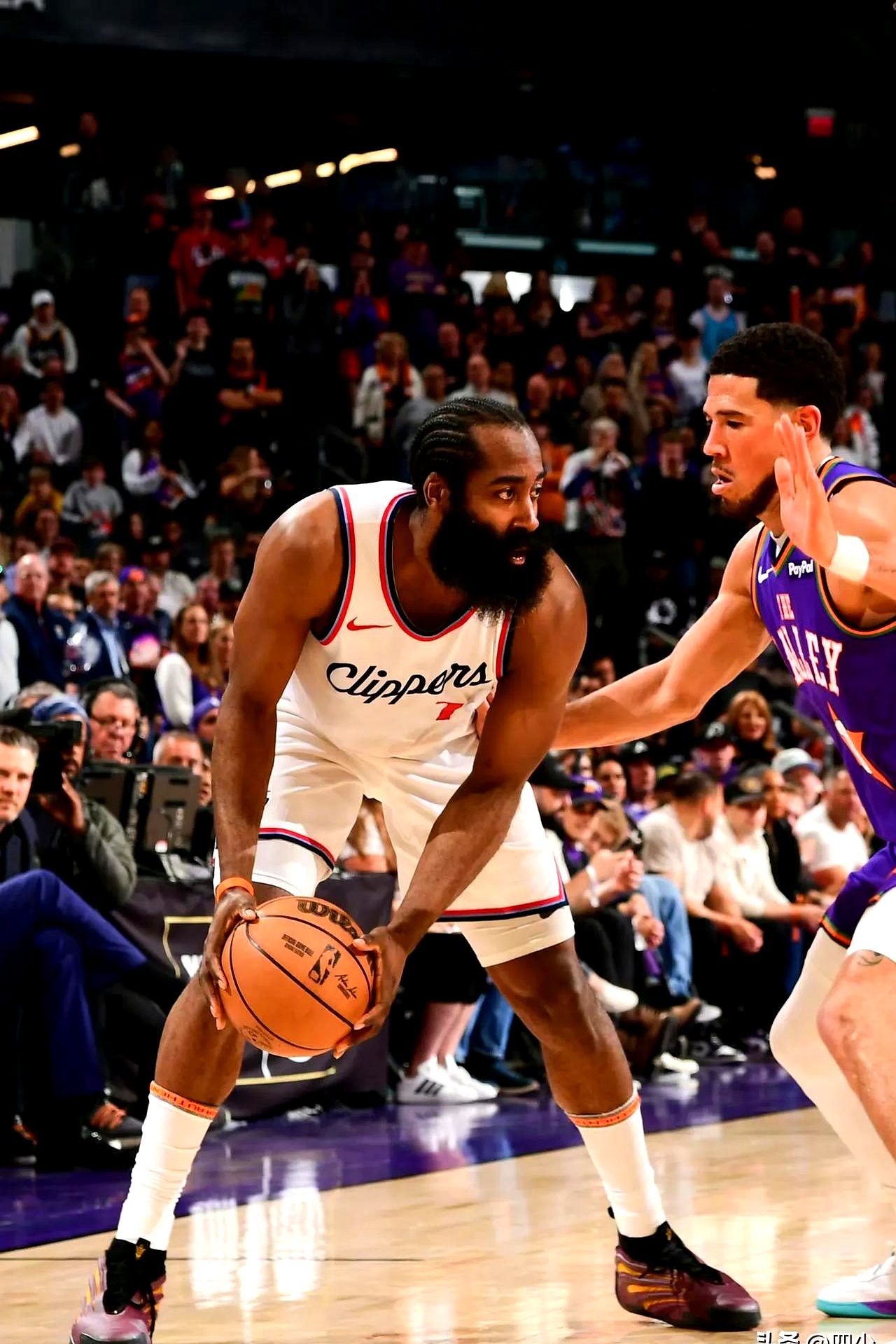 火箭战胜湖人，哈登三双表现绝佳