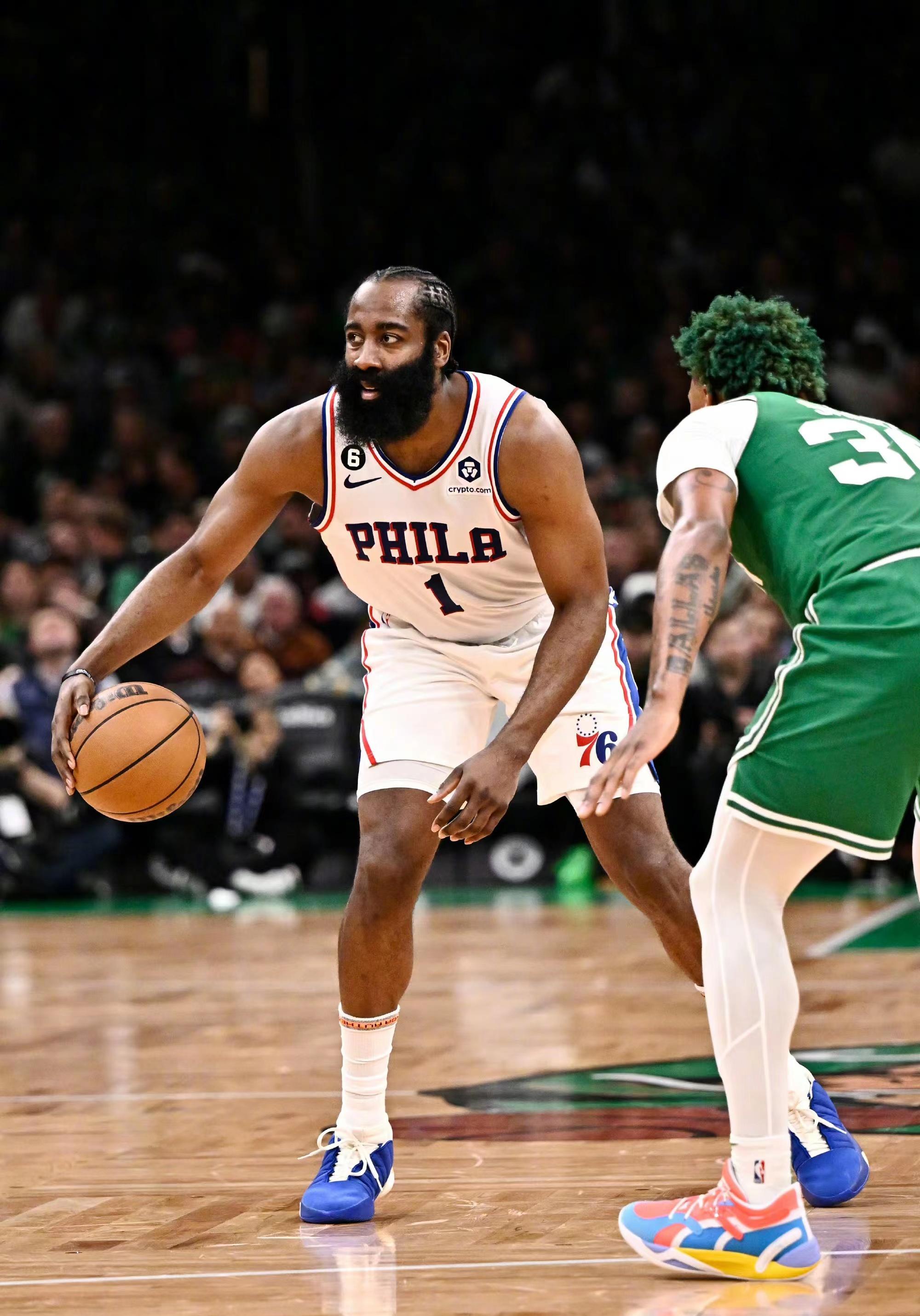 包含火箭客场胜76人，迎来连胜好势头的词条