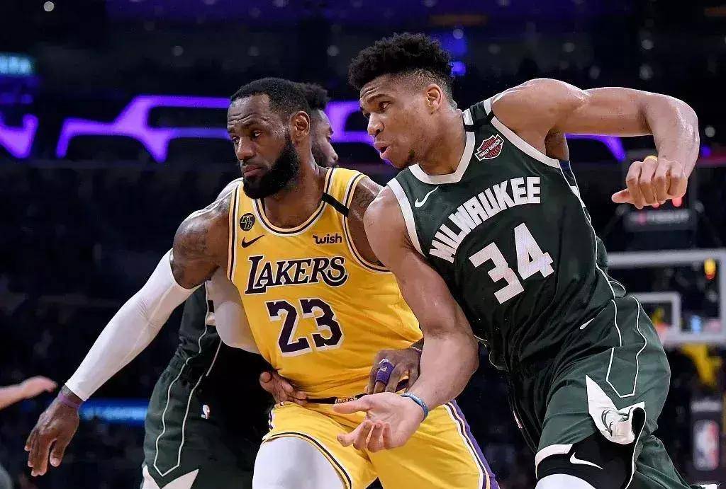 鹈鹕客场不敌雄鹿，遭遇失利