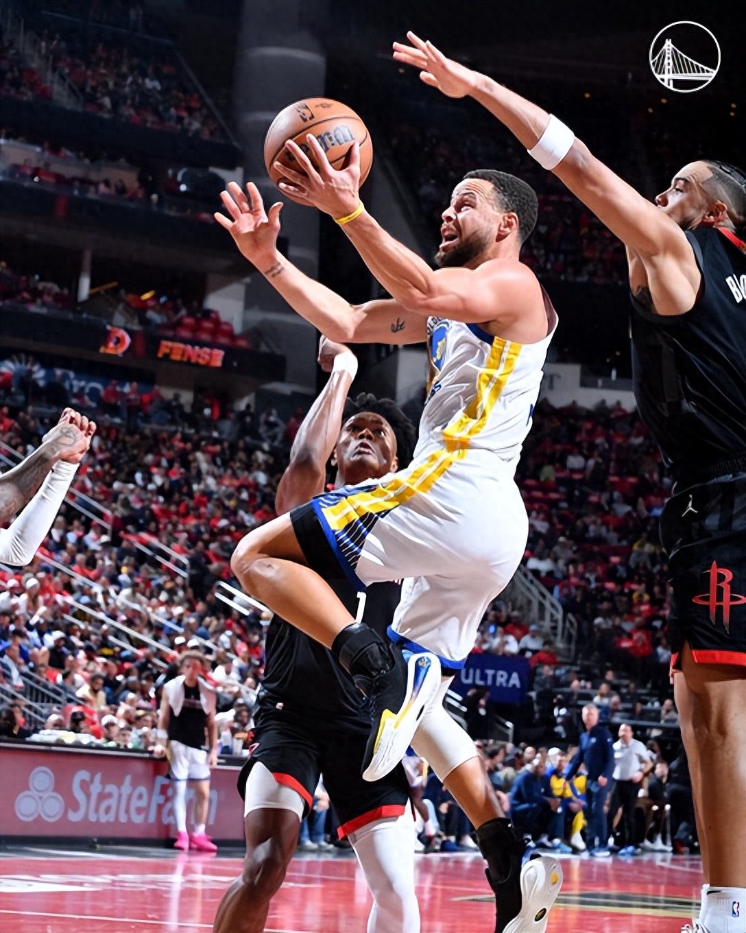 包含火箭大胜勇士,泰伦斯-戴维斯打出好表现的词条 包含火箭大胜勇士,泰伦斯-戴维斯打出好表现的词条